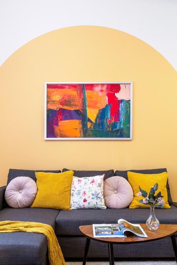 Cozy Home By Bella In The Heart Of Budapest Ngoại thất bức ảnh
