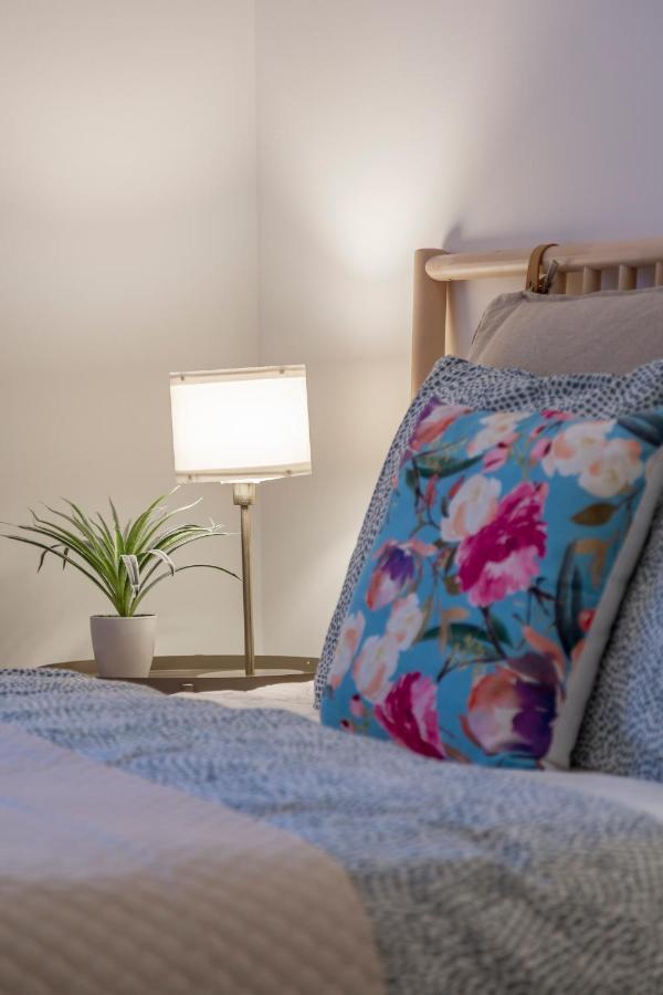 Cozy Home By Bella In The Heart Of Budapest Ngoại thất bức ảnh