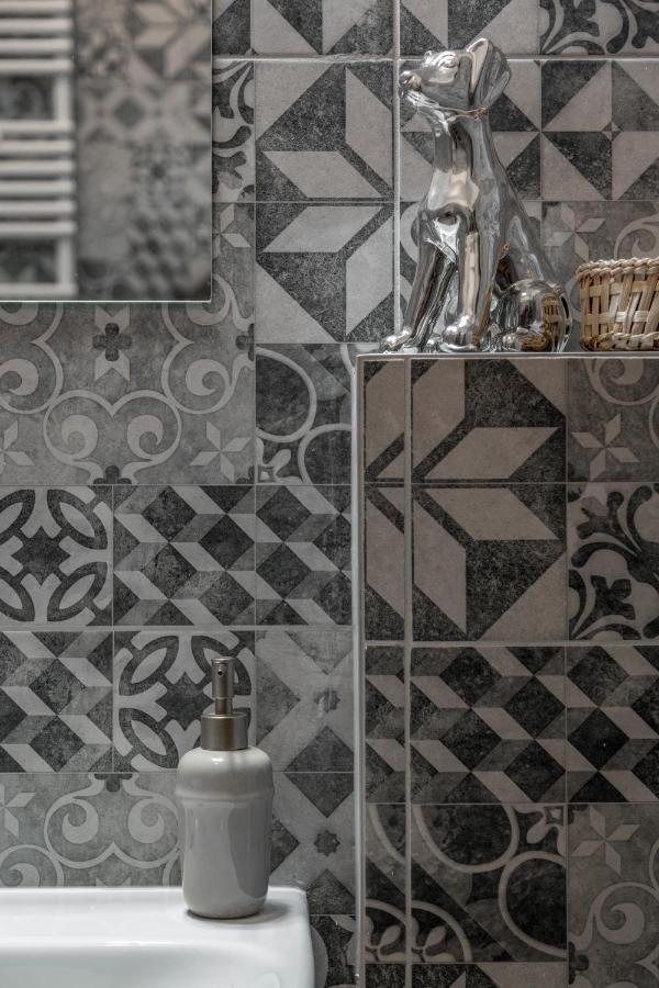 Cozy Home By Bella In The Heart Of Budapest Ngoại thất bức ảnh